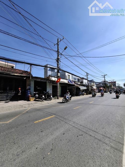 Bán nhà mặt tiền Nguyễn Duy Trinh Long Trường Quận 9 giá 19 tỷ - 4