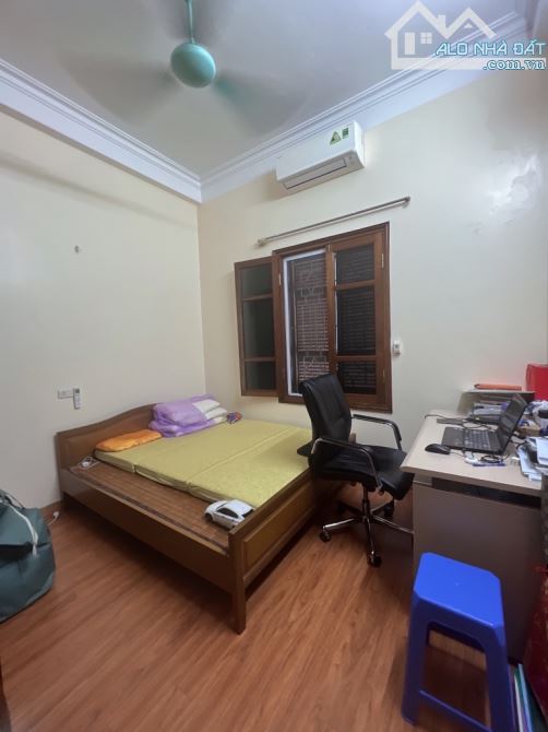 🤭 TIN ĐƯỢC KHÔNG - TẦM 16 TỶ - SỞ HỮU 80M2 CẦU GIẤY - Ô TÔ ĐỖ CỬA - 1 BƯỚC RA MẶT PHỐ 🤭 - 4