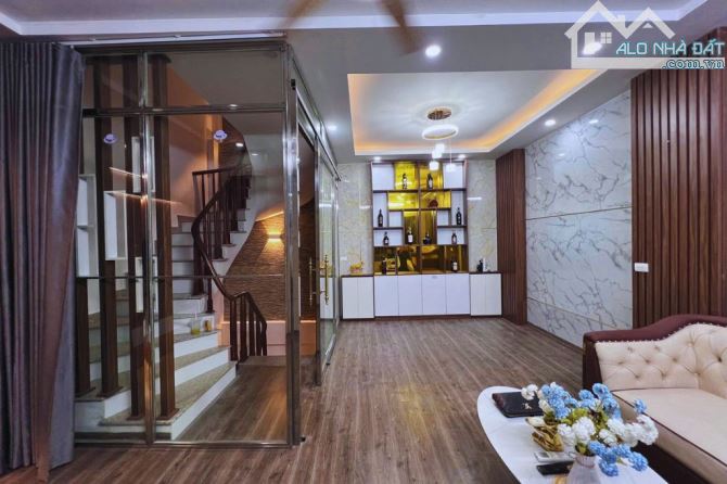 Bán nhà 6 tầng Ngõ Nhân Hòa 40m² MT 5.6m, ô tô vào nhà, 11.9 tỷ - 4