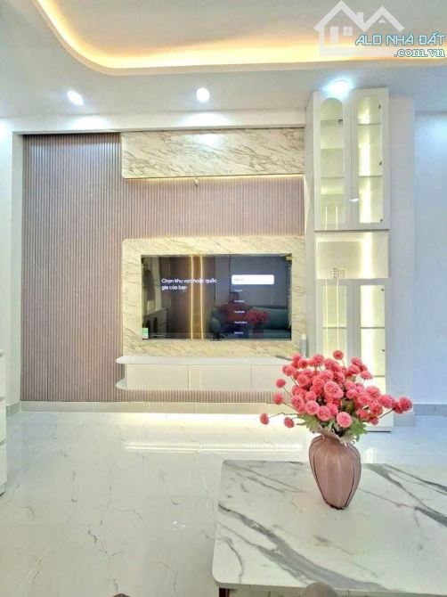 Bán nhà Full nội thất hẻm xe hơi Huỳnh Tấn Phát, Nhà bè, Dt 3,2x14m, 3 lầu. Giá 2,55 tỷ - 4