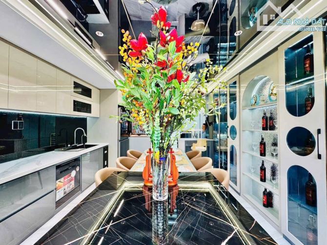 🏡SIÊU PHẨM NHÀ PHỐ LÊ VĂN THỌ-5 TẦNG-DT 4Mx16M-ĐƯỜNG NHỰA 8M-NGAY CÔNG VIÊN LÀNG HOA - 4