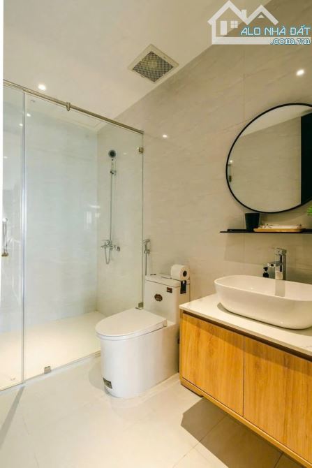 SIÊU PHẨM CĂN GÓC 3 MẶT TIỀN HOÀNG SA, 5 TẦNG, NGANG 7M, DT 200TR/TH, CHỈ NHỈNH 4X TỶ - 4