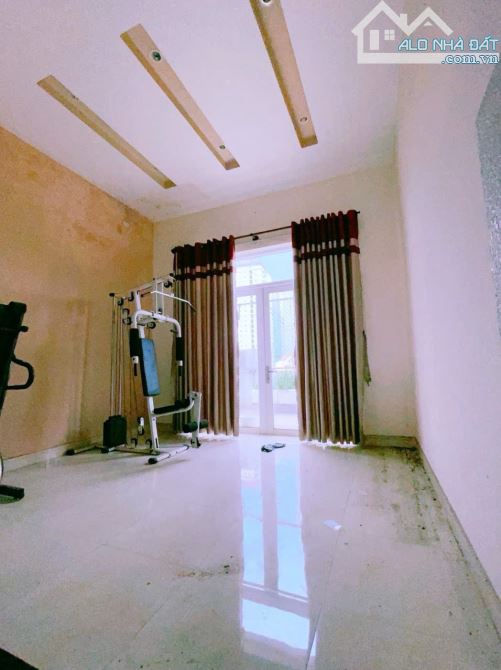 Hạ giá 850tr (8ti8 👉7 tỉ 950)  Bán căn nhà 1 trệt 3 lầu P Tam hoà Cũ - 4