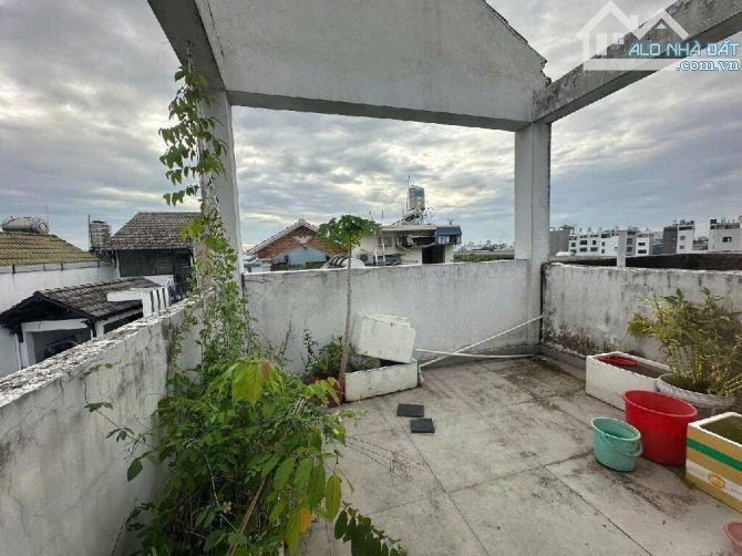 CẦN BÁN GẤP NHÀ CHÍNH CHỦ - 54m2 HẺM Ô TÔ NGỦ TRONG NHÀ -  PHAN HUY ÍCH GIÁP VỚI TRƯỜNG - 4