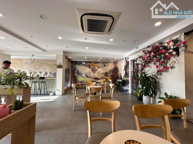 BÁN TÒA APARTMENT 7 TẦNG MẶT PHỐ NGHI TÀM, VIEW HỒ TÂY, DT 154M MT 8.1M KD 125TR/THÁNG. - 4