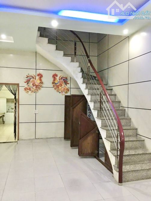 Bán nhà 2 tầng tuyến 2 đường Hạ Lý, Hồng Bàng giá 3,86 tỷ - 4