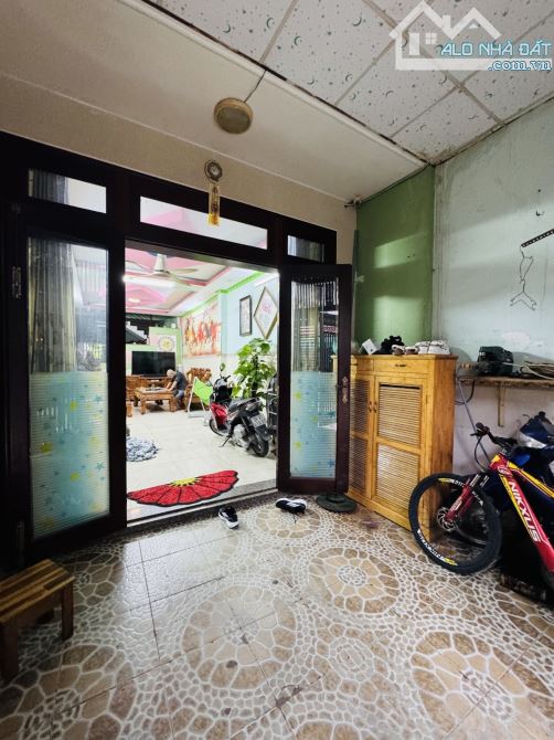 NHÀ 3 TẦNG 4PN KIÊN CỐ, (4 x 20 81m²)ĐƯỜNG 6M THÔNG🚘GIÁP AEON TÂN PHÚ 👉CHỈ 6 TỶ xx💥 - 4