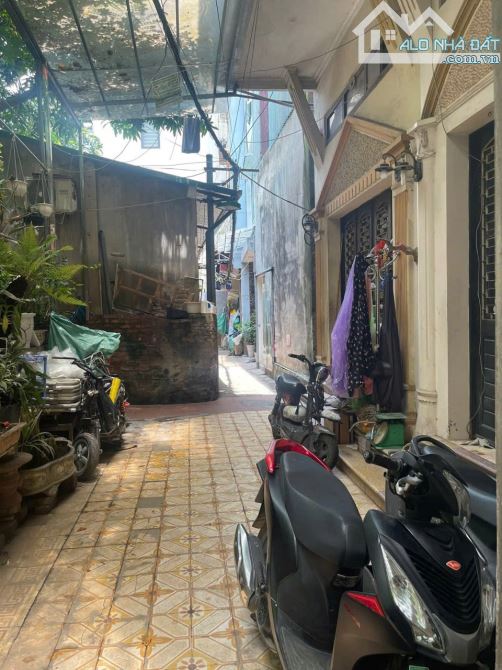 17,8 tỷ, 68 m2, MT 5,3m  ví trí vàng Lạc Trung, HBT, ô tô đỗ cửa, kinh doanh đỉnh, dân trí - 4