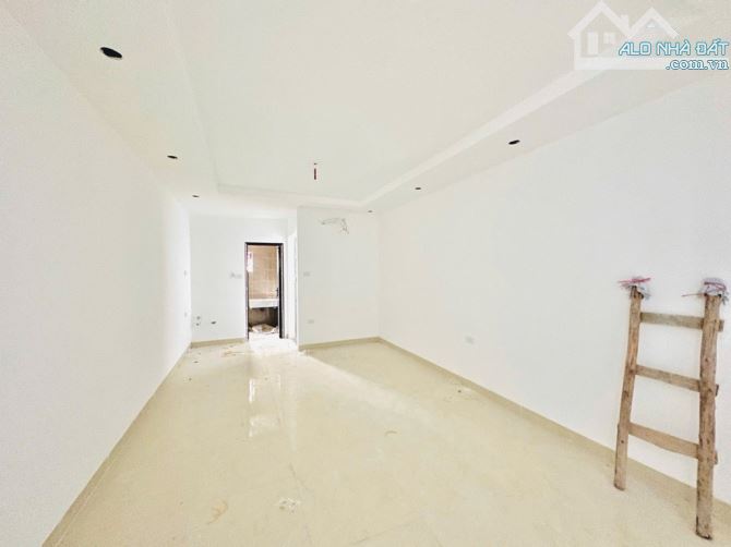 🔥 HÀNG XÓM VINCOM BÀ TRIỆU- LÔ GÓC HAI BÀ TRƯNG  - 6 TẦNG - DÒNG TIỀN 720TR/NĂM GIÁ 12 TỶ - 4