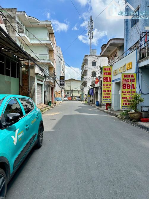 Bán căn nhà nghỉ 5 tầng kp11 An Bình có thang máy 6x25 giá 10tỷ 500tr thương lượng - 4