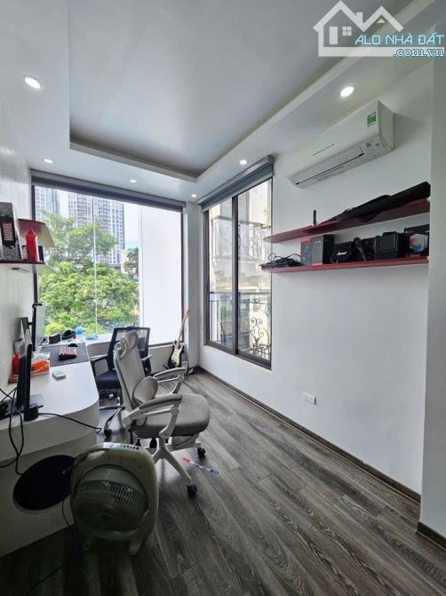 BÁN NHÀ LÒ ĐÚC - GẦN PHỐ - 20M * 5 TẦNG - GIÁ 4.5 TỶ CÓ THƯƠNG LƯỢNG - 4