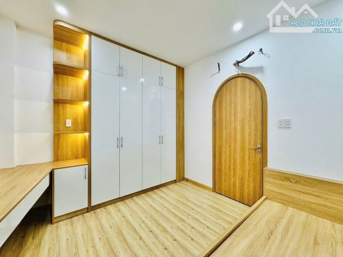 Gò Vấp - 52m2 - 4 Tầng - 6.xx tỷ - Hẻm Ôtô - Hoàn công - SHR - 4