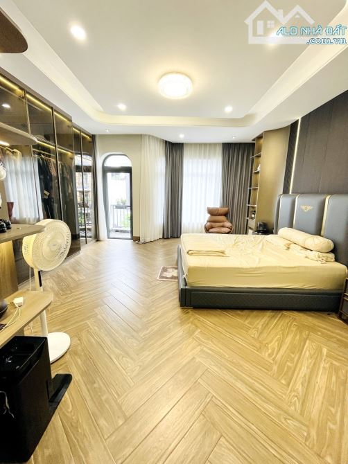 🏙️ MẶT TIỀN KINH DOANH - 5 tầng, 60m² ngay Khánh Hội, Q.4 chỉ 1️⃣5️⃣.6️⃣ tỷ còn TL! - 4