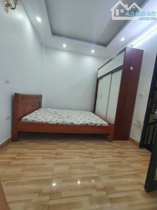 NHÀ  LÔ GÓC 2 THOÁNG -TỔ 1  YÊN NGHĨA HÀ ĐÔNG - DT 36M 4 TẦNG 5 PHÒNG GIÁ ĐẦU TƯ - 4