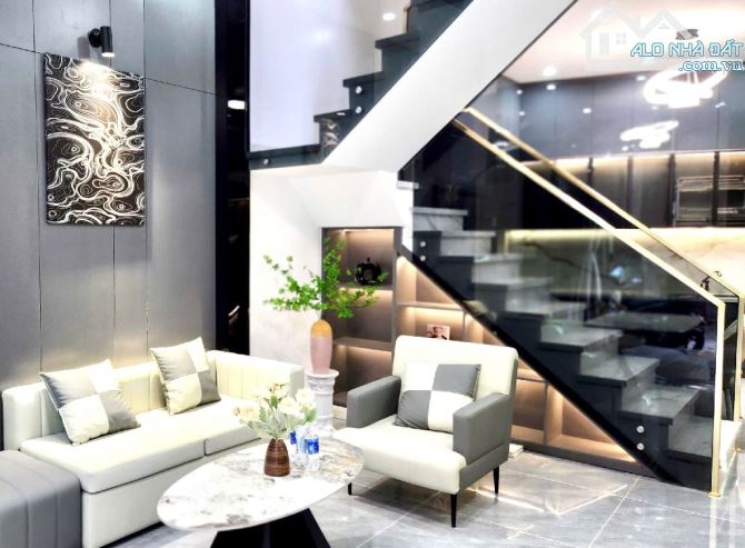🏡 CẦN BÁN NHÀ 3 TẦNG MỚI ĐẸP – FULL NỘI THẤT - TRUNG TÂM HẢI CHÂU GẦN CẦU RỒNG GIÁ 4, XT - 4