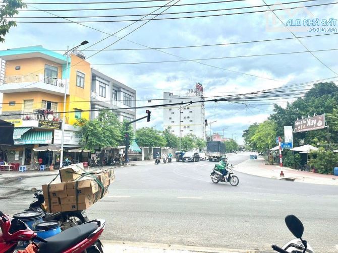 Nhà 2 tầng  gần siêu thị go đường hai bà trưng đông hoà - 4