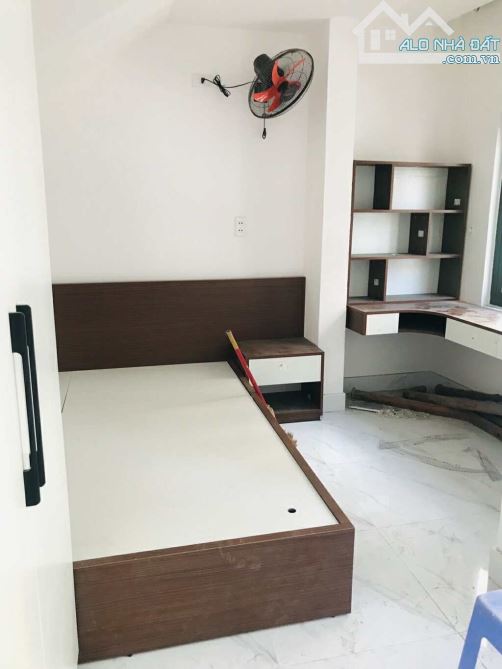 Số kiệt Nhưng Nhà Mặt Tiền đường nhựa 5m5 có lề 2 bên, giá trung tâm siêu rẻ - 4
