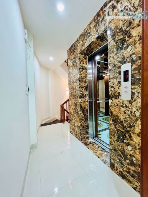 BÁN NHÀ PHỐ PHÚ DIỄN, BẮC TỪ LIÊM - 35M², 6 TẦNG, 3.5M MẶT TIỀN - 8 TỶ - Ô TÔ 4 CHỖ ĐỖ CỬA - 4