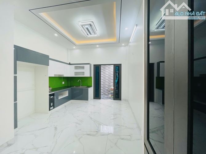 GỬI BÁN NHÀ 3 TẦNG – KHU LỘC VƯỢNG- ô tô để trong sân - 4