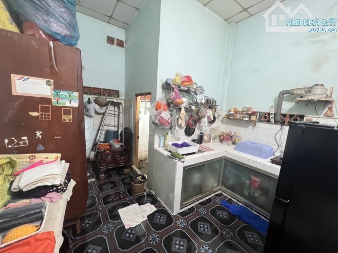 “BÁN NHÀ ĐẸP LINH  ĐÔNG- 64 M2 NGANG 6 - HOÀN CÔNG - CÁCH HXH 30M (6*11 ),64M-3PN-N.H.Ỉ.N. - 4