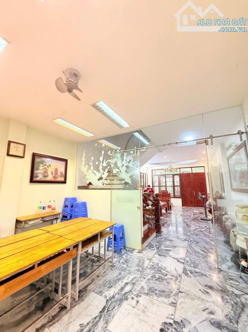 Bán liền kề Văn Quán đường Nguyễn Khuyến,gần hồ Văn Quán, tiện kinh doanh 100m 5t 25 tỷ - 4