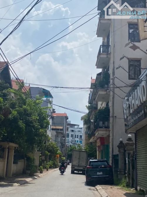 Trâu Quỳ Gia Lâm 125m Đất MT 6.1m 39 tỷ, ô tô tránh, vỉa hè kinh doanh - 4