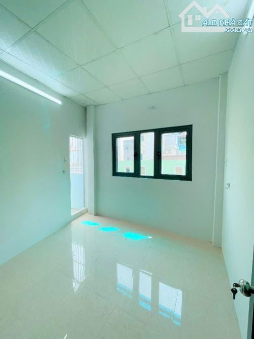 Nhà 3 tầng , 18m2 , Hẻm 3m , Tôn Thất Thuyết Quạnb4. - 4