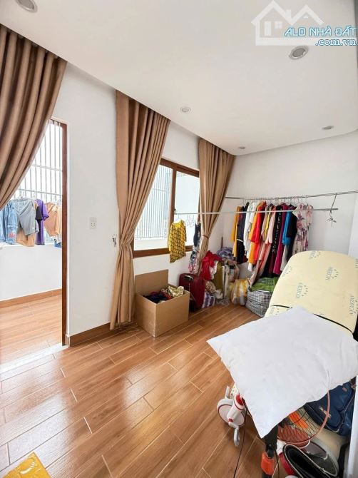 BÁN NHÀ 3 TẦNG – FULL NỘI THẤT CHÂU ÂU – KIỆT ĐỐNG ĐA, HẢI CHÂU - GIÁ NHỈNH 3 TỶ - 4