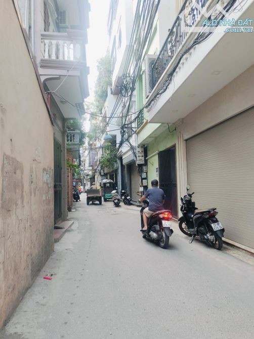 HIẾM  BÁN GẤP – ĐẤT VÀNG TRẦN PHÚ, VĂN QUÁN – MẶT TIỀN KHỦNG 6M.
 SỔ VUÔNG NHƯ TỜ A4 – - 4