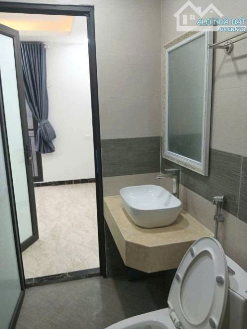 NHA ĐEP BẠCH MAI _ THANH NHAN_ 32m2 THANG MÁY_ OTO GẦN _ FULL NỘI THAT Lưu 4 PN  •  Nhà ng - 4