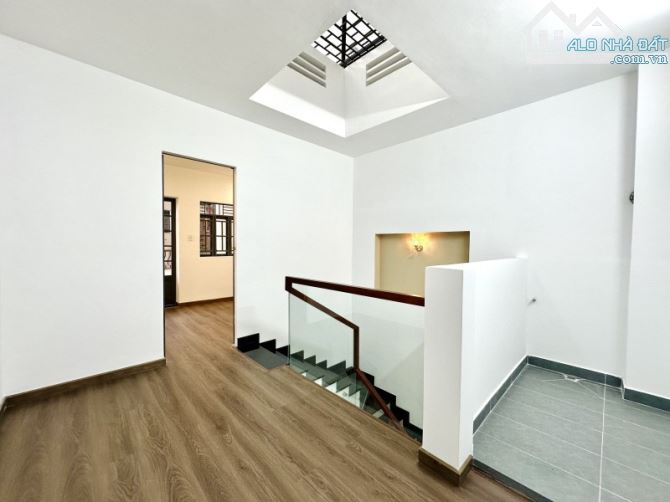 BÁN NHÀ HẺM Ô TÔ NGUYỄN ĐÌNH CHÍNH, 56M2, 3 TẦNG, BTCT, 5PN, GIÁ CHỈ 12.9 TỶ - 4