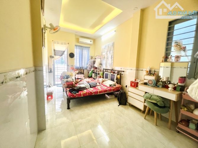 HẺM XE HƠI, 4 TẦNG SÁT MẶT TIỀN, LÊ QUANG ĐỊNH, NGUYỄN VĂN ĐẬU, PHAN VĂN TRỊ - BÌNH THẠNH. - 4