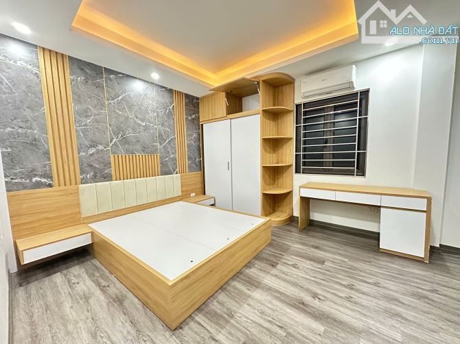 Cho thuê nhà Mễ Trì ,Nam Từ Liêm 40m 5 tầng 3PN  Nhà Mới tinh full đồ ,13tr - 4