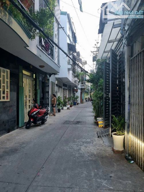 BÁN NHÀ MỚI 2 TẦNG ĐẸP LUNG LINH - NGANG GẦN 5M - CMT8, TÂN BÌNH - TẶNG FULL NỘI THẤT - 4
