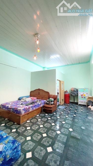 💥🏠🚘Q.6, GẤP BÁN,GIẢM SÂU, SÁT MẶT TIỀN, HẼM 4M,70M2, 3TẦNG, NỞ HẬU, RẺ BÈO, NHỈNH 5 TỶ - 4