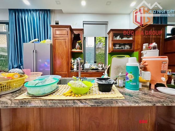 Bán biệt thự nghỉ dưỡng view sông Đồng Nai-P. Thống Nhất. DT 460m²(300m² thổ cư).Giá 2xtỷ - 5