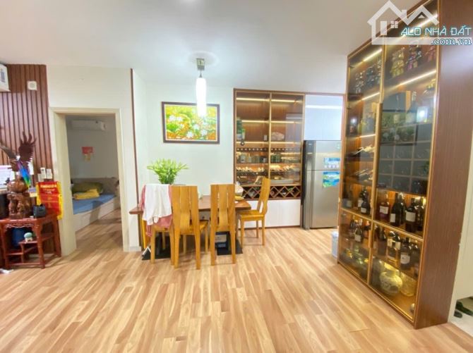 HIẾM- CHUNG CƯ QUỐC TẾ HIỆN ĐẠI CAO CẤP BOOYOUNG - MẶT PHỐ VŨ TRỌNG KHÁNH- MỖ LAO-HÀ ĐÔNG - 5