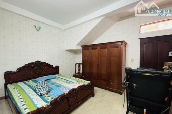 Bán nhà hẻm xe hơi, Nguyễn Quý Anh, Tân Phú, 46 m² (4m x 11.5m) - Giá 5.9 tỷ TL - 5