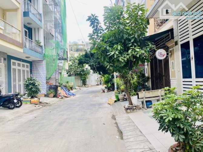 Bán nhà khu VIP Bình Thạnh - 60m2 - 5 tầng - Hẻm nhựa khu phân lô kinh doanh - 5