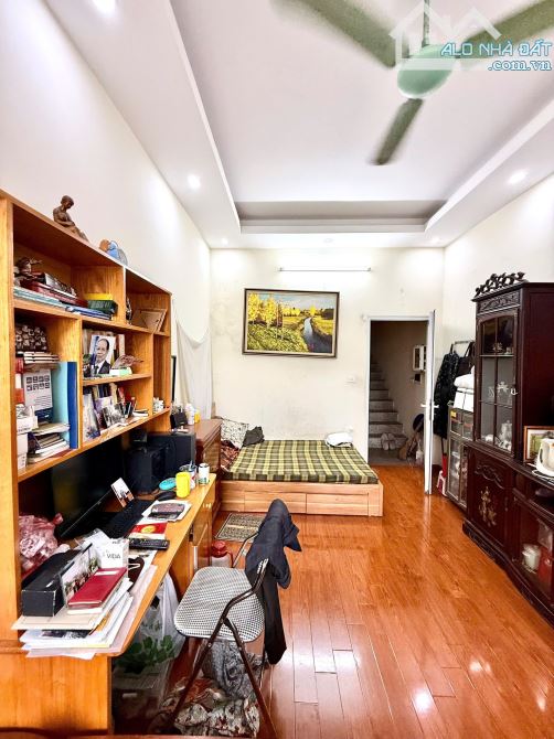 BÁN NHÀ PHỐ TRUNG PHỤNG ĐỐNG ĐA 33m 6T Mt 4m GIÁ 7.7 TỶ NGÕ THÔNG KINH DOANH - 5