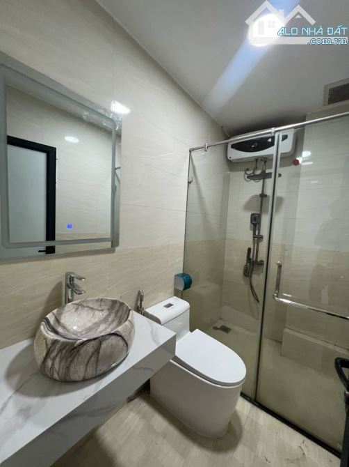 🏠 LÔ GÓC – DIỆN TÍCH RỘNG – SỔ NỞ HẬU ĐÓN LỘC – 10M RA Ô TÔ – 40m2 × 5 TẦNG 📍 Thạch Bàn - 5