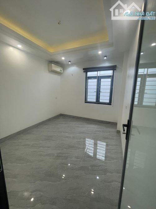Bán nhà trong ngõ đường Trần Huy Liệu - 5
