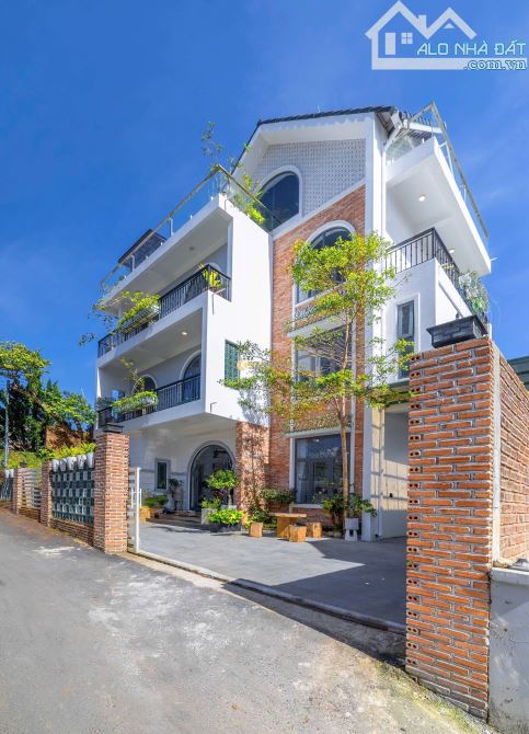 📍 BÁN GẤP VILLA NGAY TRUNG TÂM - NGUỒN THU TỐT - THÔNG THOÁNG CÓ VIEW - GIÁ TỐT - 5