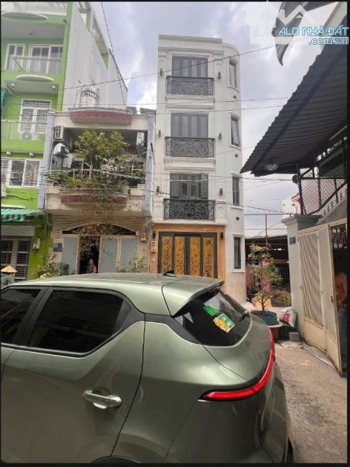 Siêu hiếm! Bán Nhà Đẹp 5 Tầng Full NT Nguyễn Thượng Hiền - DT 4x11m - 4 Phòng Ngủ Mới Keng - 5