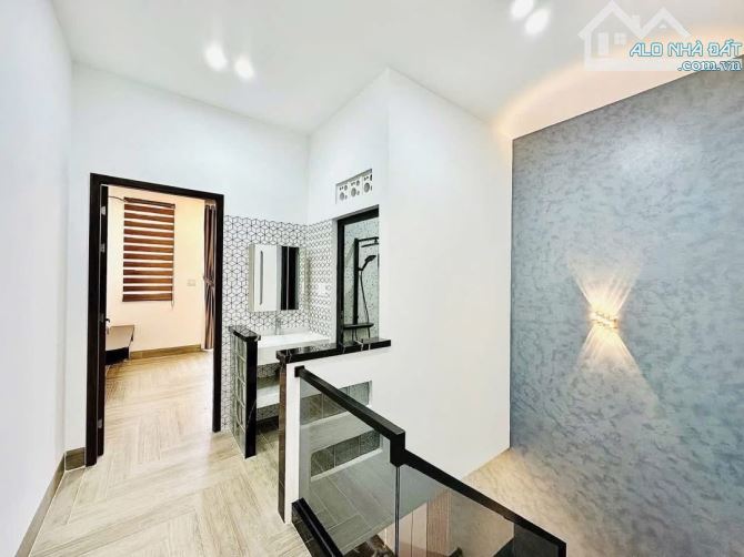 NHÀ 1 TRỆT 1 LẦU TRỤC CHÍNH HẺM 160 ĐƯỜNG TẦM VU THÔNG RA HẺM 50 TRẦN HOÀNG NA - FULL NỘI - 5