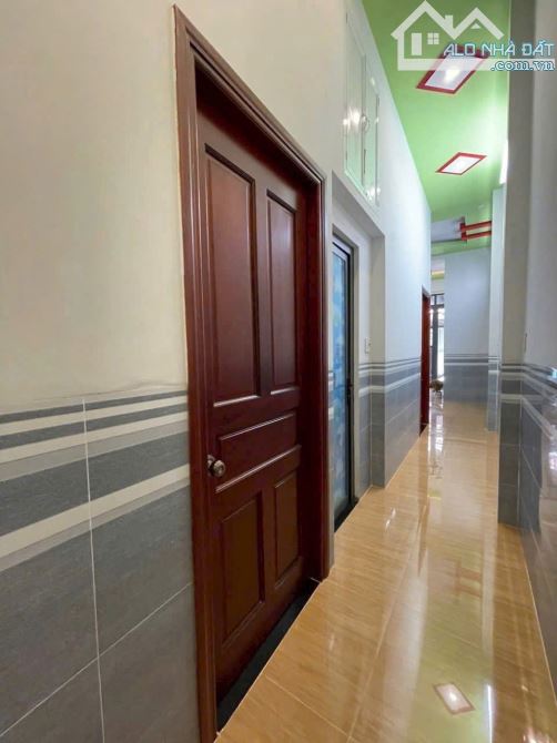 Ngộp lắm nên đành bán căn nhà cấp 4 hiện đại ở Xuân Thới Thượng, Hóc Môn giá850 triệu,95m2 - 5