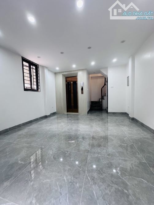 Bán nhà Minh Khai 7 tầng thang máy, lô góc mặt 2 thoáng full nội thất đẹp, 36m2 giá 9.8 tỷ - 5