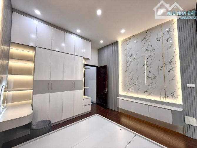 KIM NGƯU-5 TẦNG FULL NỘI THẤT-MẶT NGÕ KINH DOANH-OTO ĐỖ CỬA-48M2-MT 5M-9.6 TỶ - 5