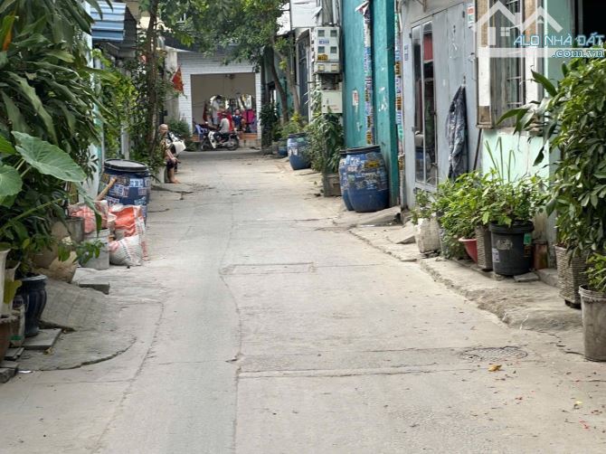 Nhà 2 tầng  gần siêu thị go đường hai bà trưng đông hoà - 5