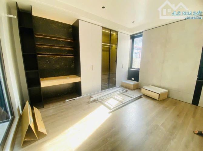 Vài bước chân ra mặt phố Khương Trung, 32m2 x 5 tầng giảm mạnh còn 7.27 tỷ. Ngõ nông - 5